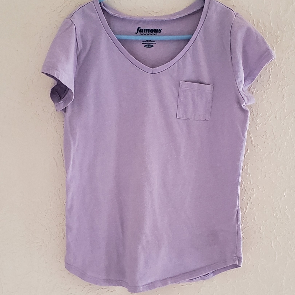 Old Navy tshirt